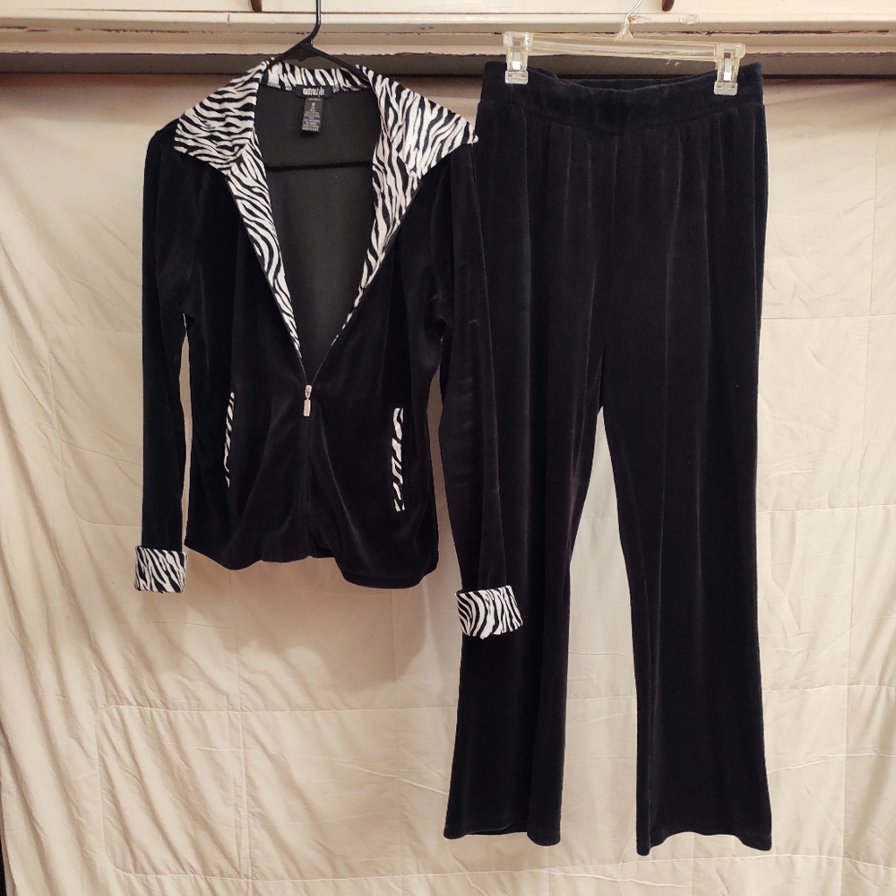 Metrostyle velour jogger set